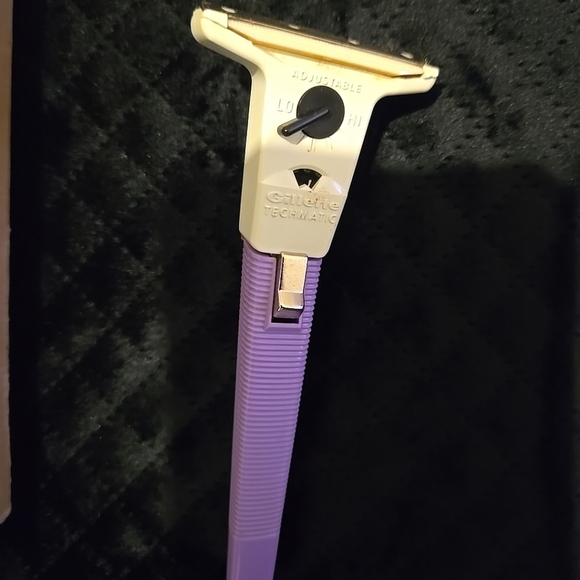 Gillette1971 R3 Gillette Purple Techmatic Razor - Picture 3 of 6